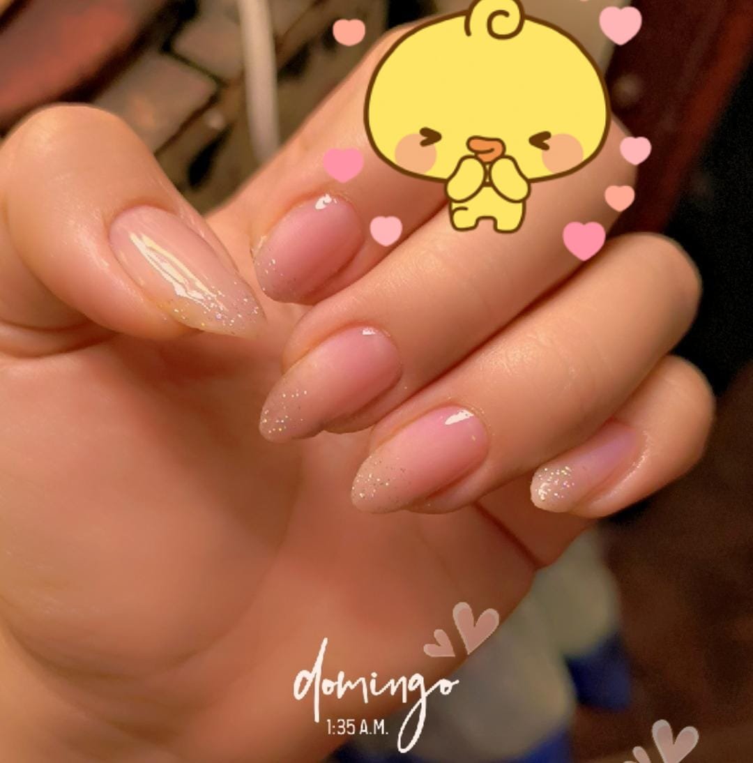Diseño de uñas rosa Susan Beauty